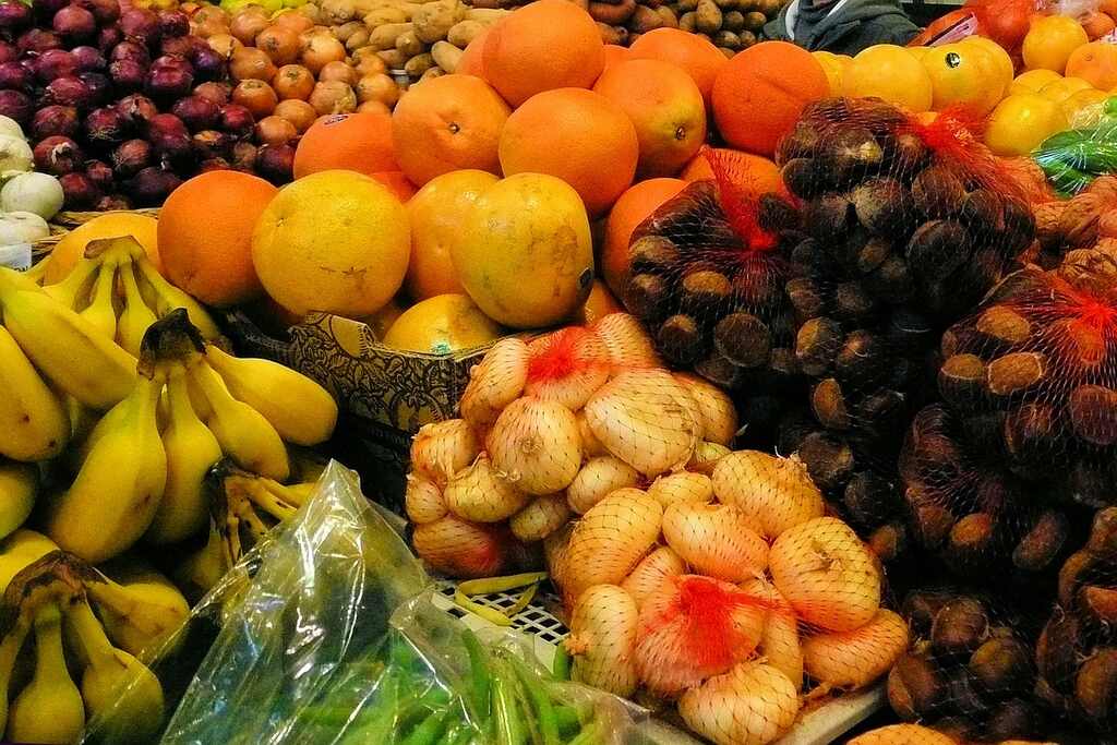 frutas e legumes em exposição